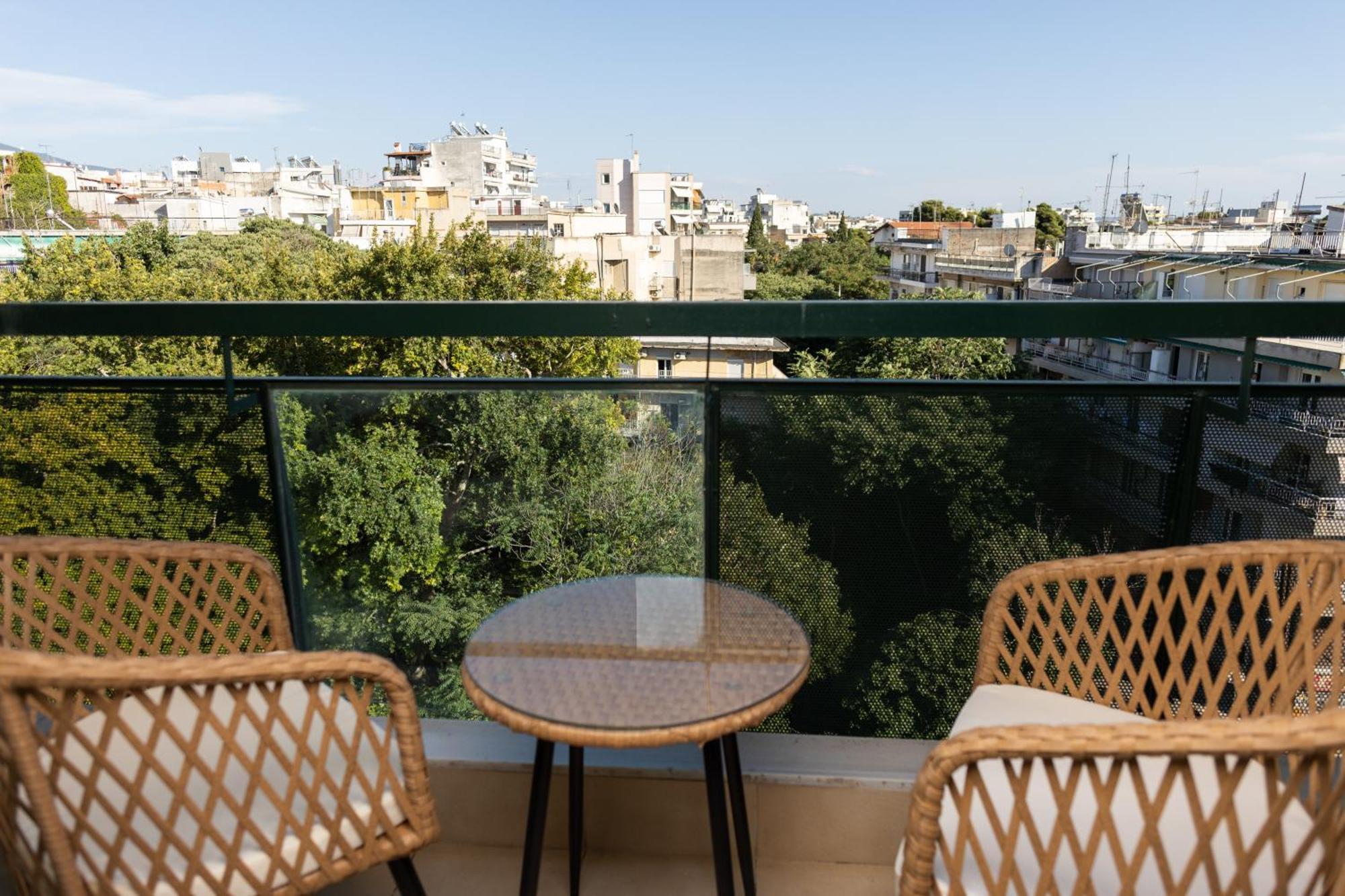 Urban Colors Apartments By Binobi! Солун Екстериор снимка
