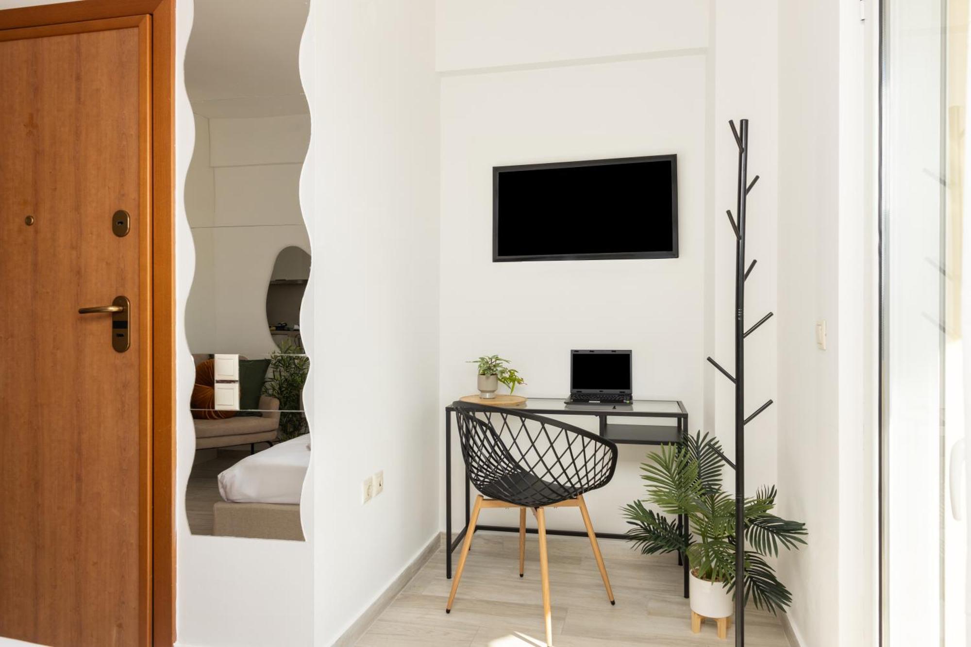 Urban Colors Apartments By Binobi! Солун Екстериор снимка