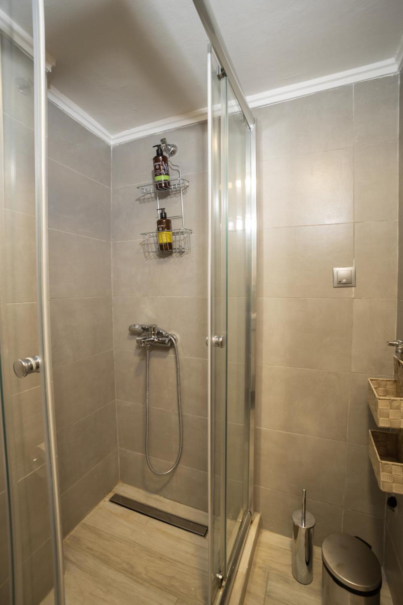 Urban Colors Apartments By Binobi! Солун Екстериор снимка